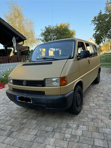 Volkswagen T4 2.5 TDI Syncro viele Teile n...