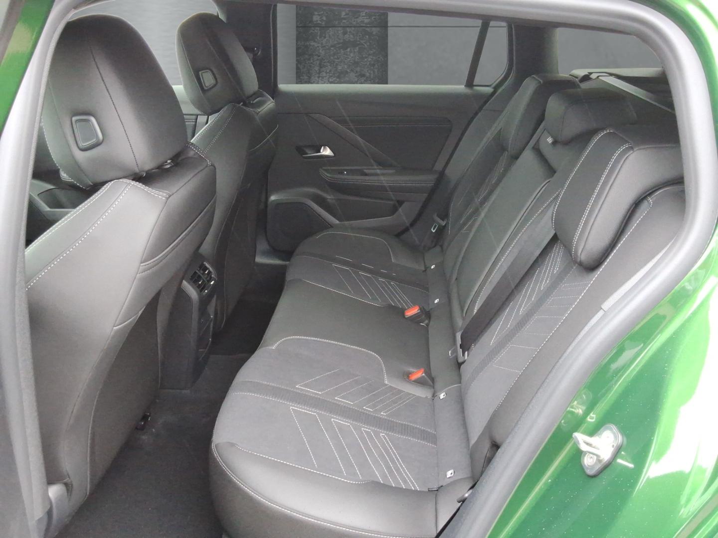 Opel Astra Electric ST Ultimate 58kWh AHK-abnehmbar A