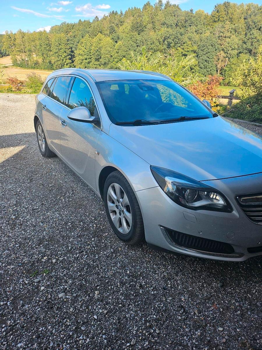 Opel Insignia 2014 — interior