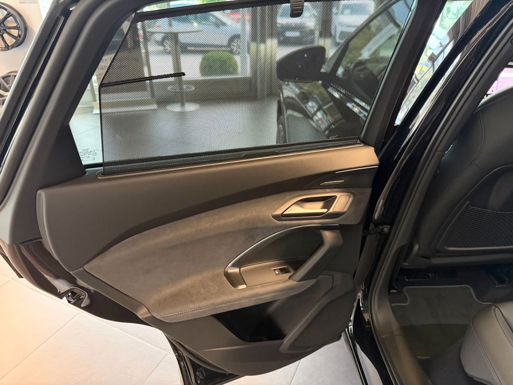 AUDI Q5 TDI Sportback 220kW PANO/CARBON/VOLL!!!! AUDI Q5 TDI Sportback 220kW PANO/CARBON/VOLL!!!!