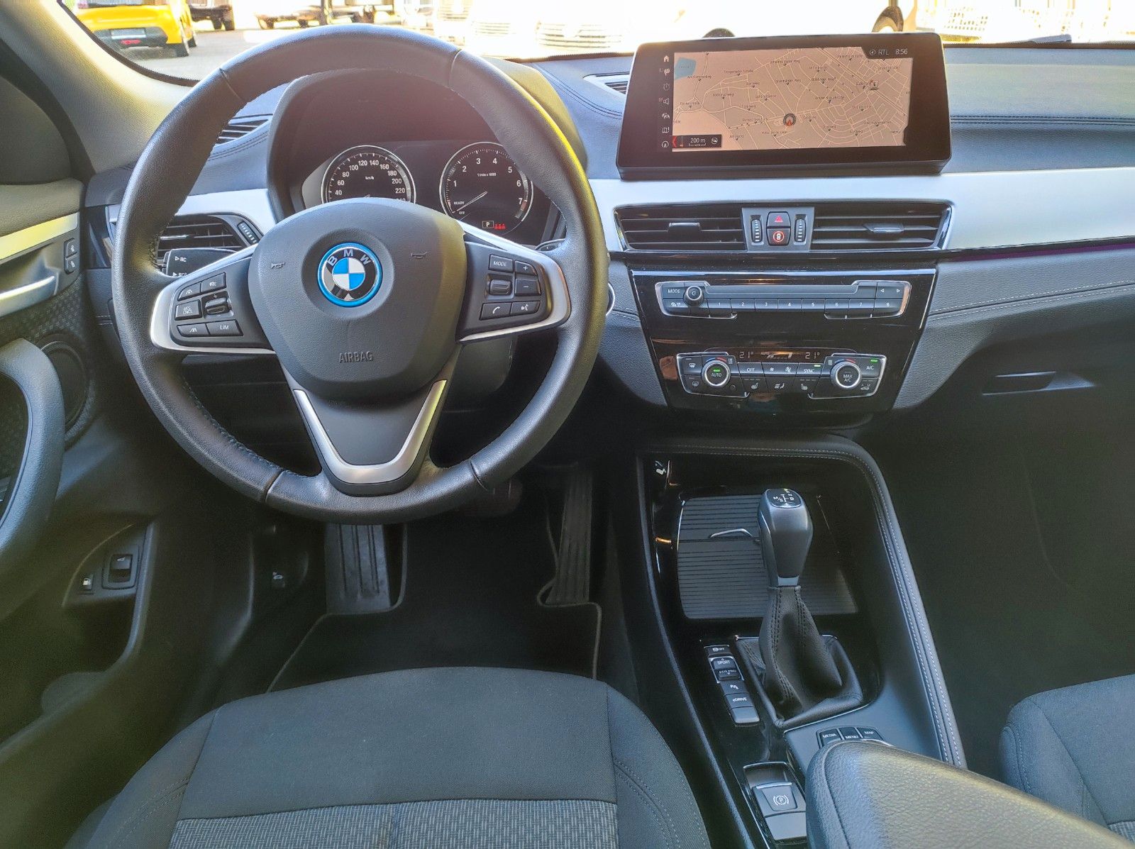 BMW X2 xDrive 25e PHEV Advantage LED Navi ACC foto 8