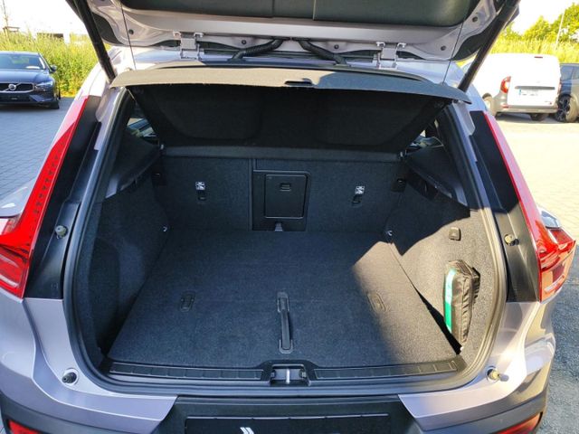 VOLVO XC 40 (Bild 12 von Array)