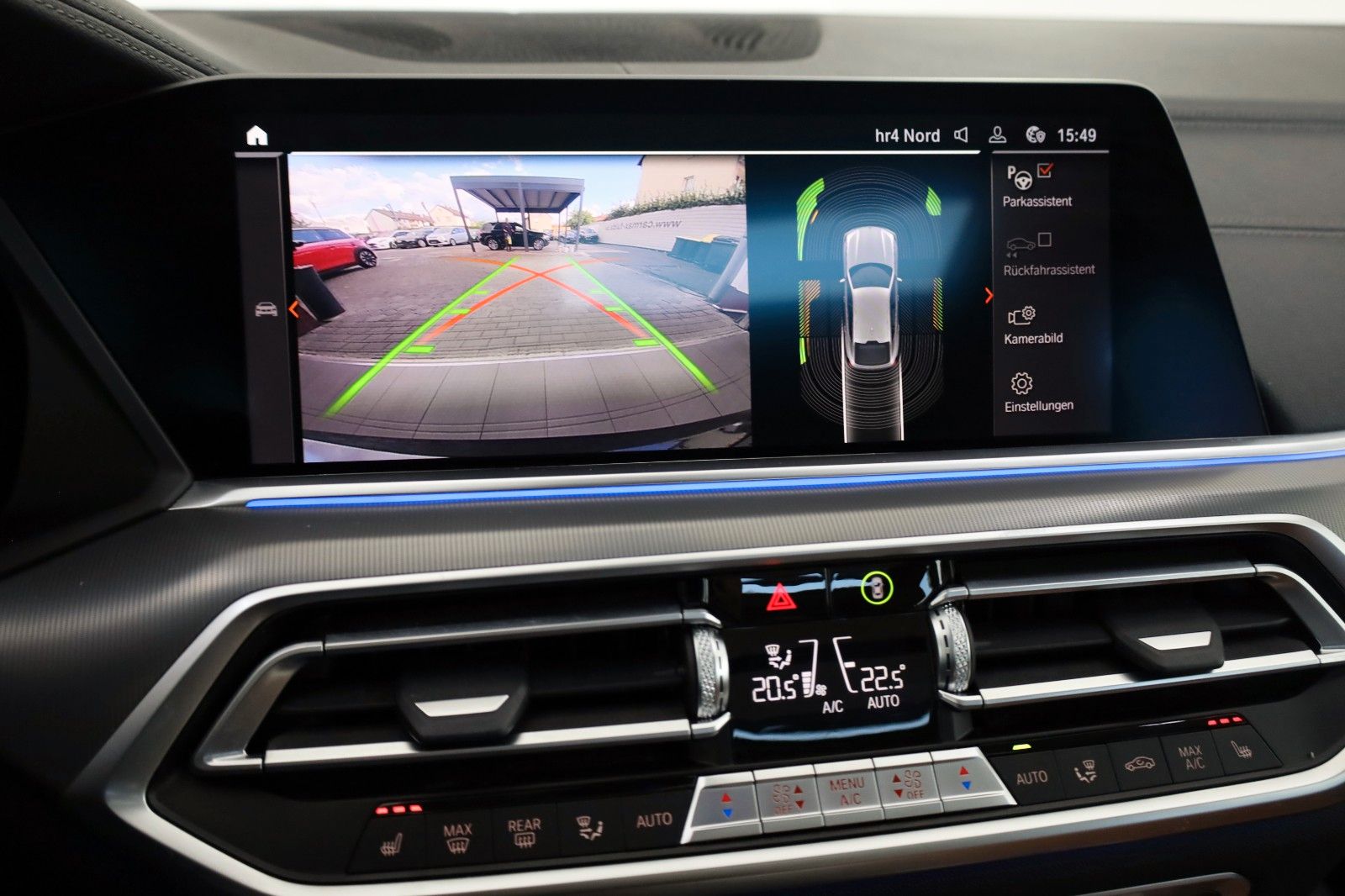 Fahrzeugabbildung BMW X6 30d xDrive Leder,Navi,LED,ACC,PanDach,ParkPak