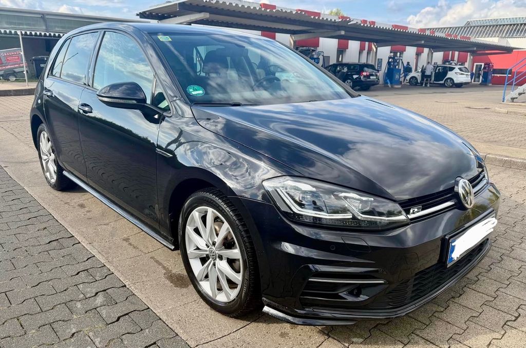 Image of Volkswagen Golf