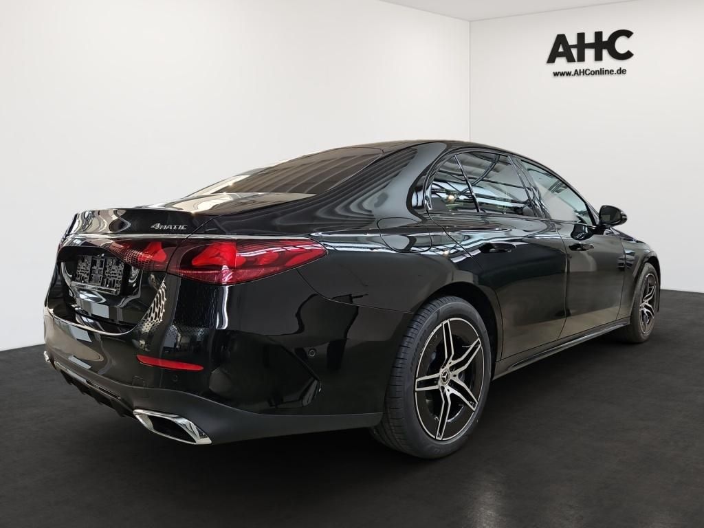 Fahrzeugabbildung Mercedes-Benz E 300 e 4M Limousine +AMG+NIGHT+AHK+WINTER+4D-SO