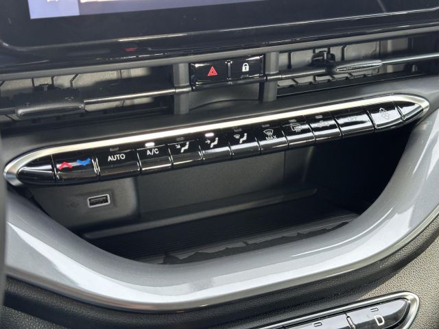500e 42kWh KOMFORT PAKET PDC Klima Navi