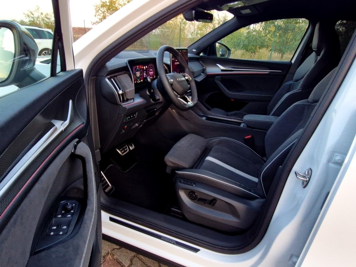 Skoda Kodiaq 1.5 TSI iV Sportline DSG Matrix Navi AHK 