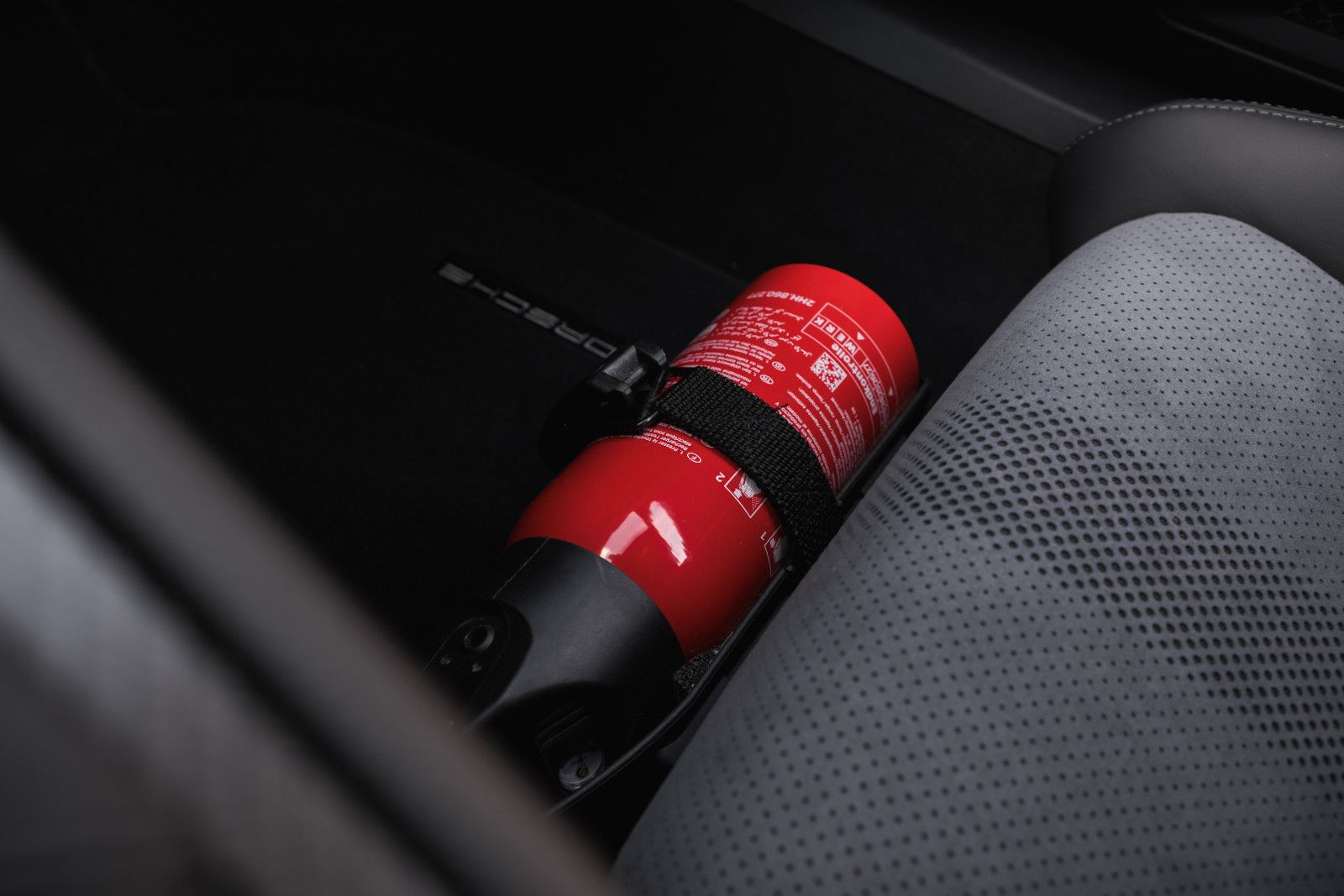 Fahrzeugabbildung Porsche 718 GT4 RS Clubsportp.-90 Ltr.Tank- SportChrono