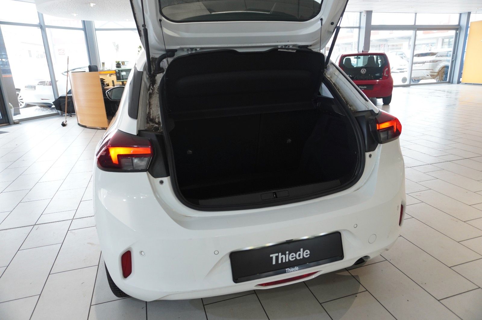 Fahrzeugabbildung Opel Corsa F 1.2T ELEGANCE NAVI/LED/KAMERA/SPORT/DAB+