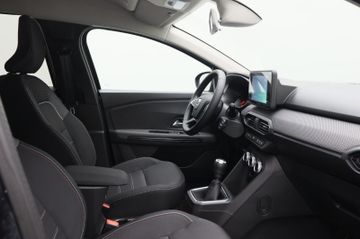 Fahrzeugabbildung Dacia Jogger TCe 110 Extreme+ 7-Sitzer