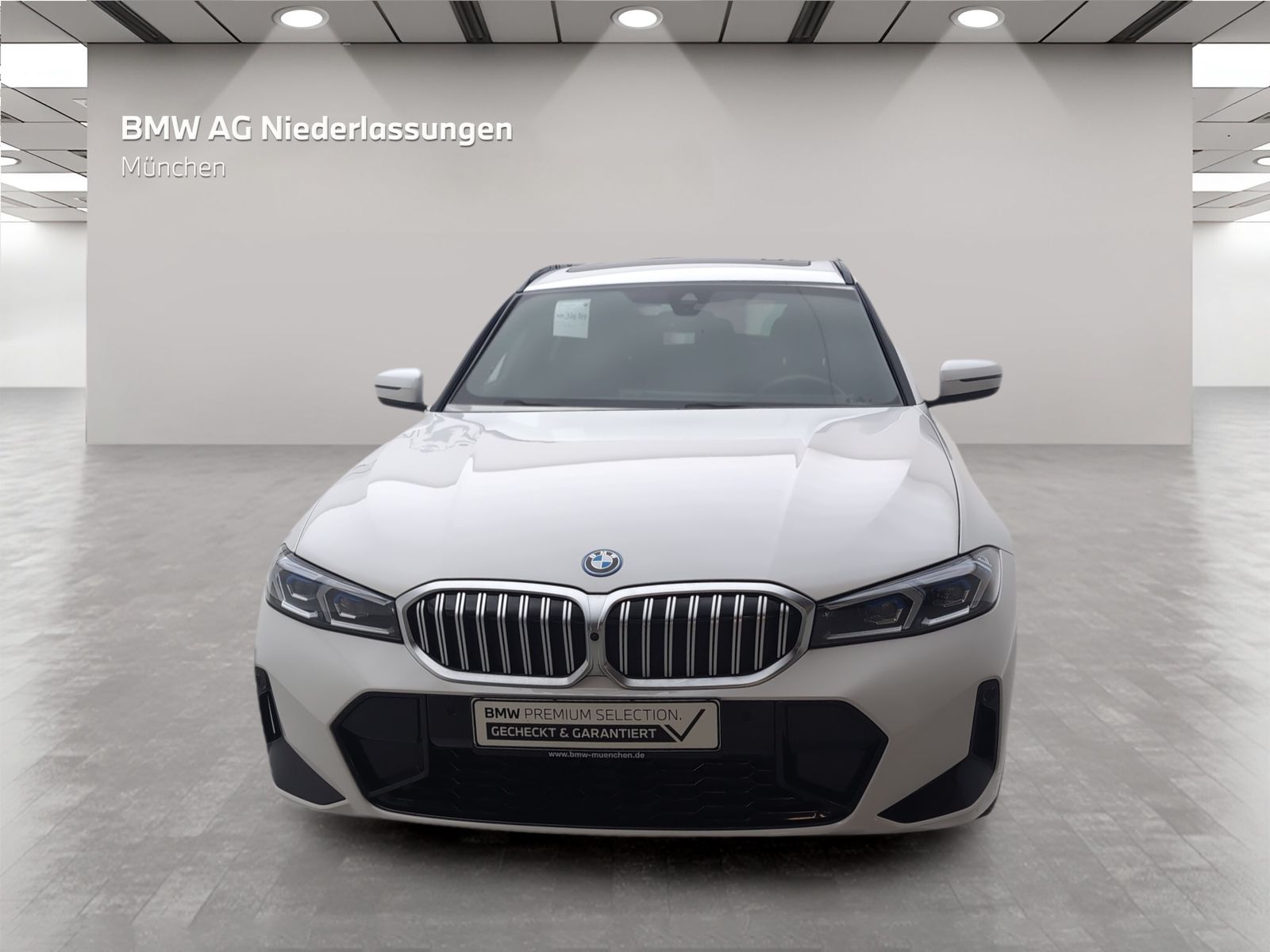 BMW 330e Touring M Sport AHK Harman K Kamera LED foto 4