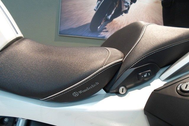 Fahrzeugabbildung BMW R1250RT Option 719