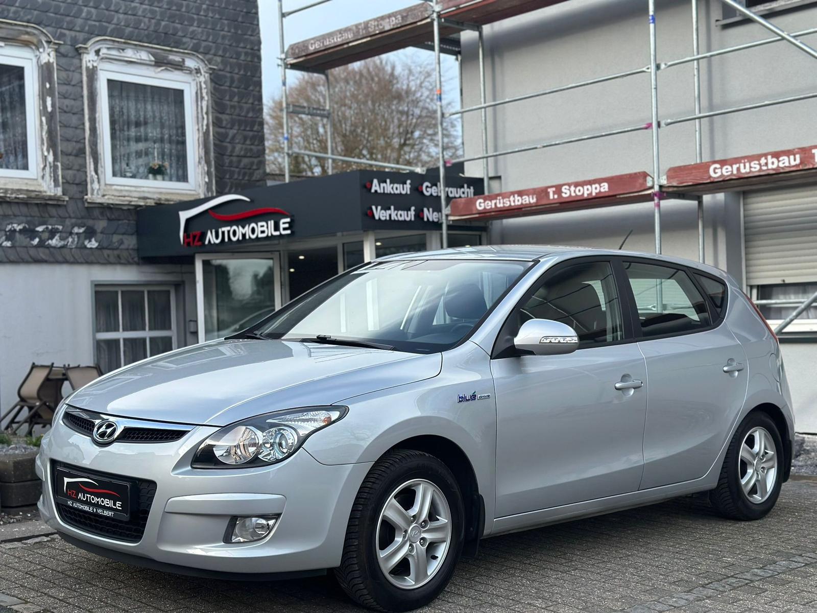 Hyundai i30 1.4 blue drive *5TÜRER*KLIMA*LMF*TÜV NEU