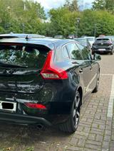 Volvo V40 T3 Geartronic | Automatik | NEUE Pirel - gebrauchte Volvo V40 aus dem Jahr 2015