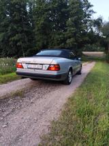 Mercedes-Benz W124 300 CE-24 Cabrio, 2 Hd,Klima, Led, Automat - Mercedes-Benz CE 300 von privat