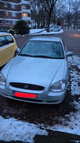 Hyundai SONATA GLS 2.0i DOCH 16V GLS - Hyundai SONATA Gls mit Benzin-Antrieb