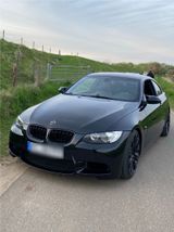 BMW 325i e92 Coupé M Paket - BMW 325 mit Benzin-Antrieb: Coupé, 325i M Paket