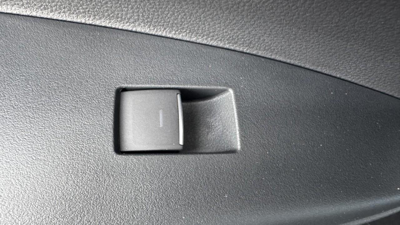 Suzuki Swace 1.8 Hybrid Comfort + NAV+SHZ+LHZ+RFS+ACC