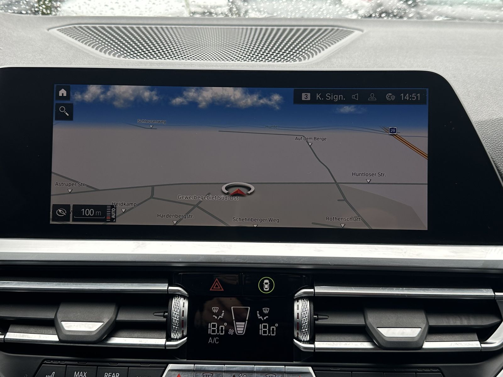 Fahrzeugabbildung BMW 330i Touring Sport-Line NAV+LED+SHZ+HiFi+AHK+VC