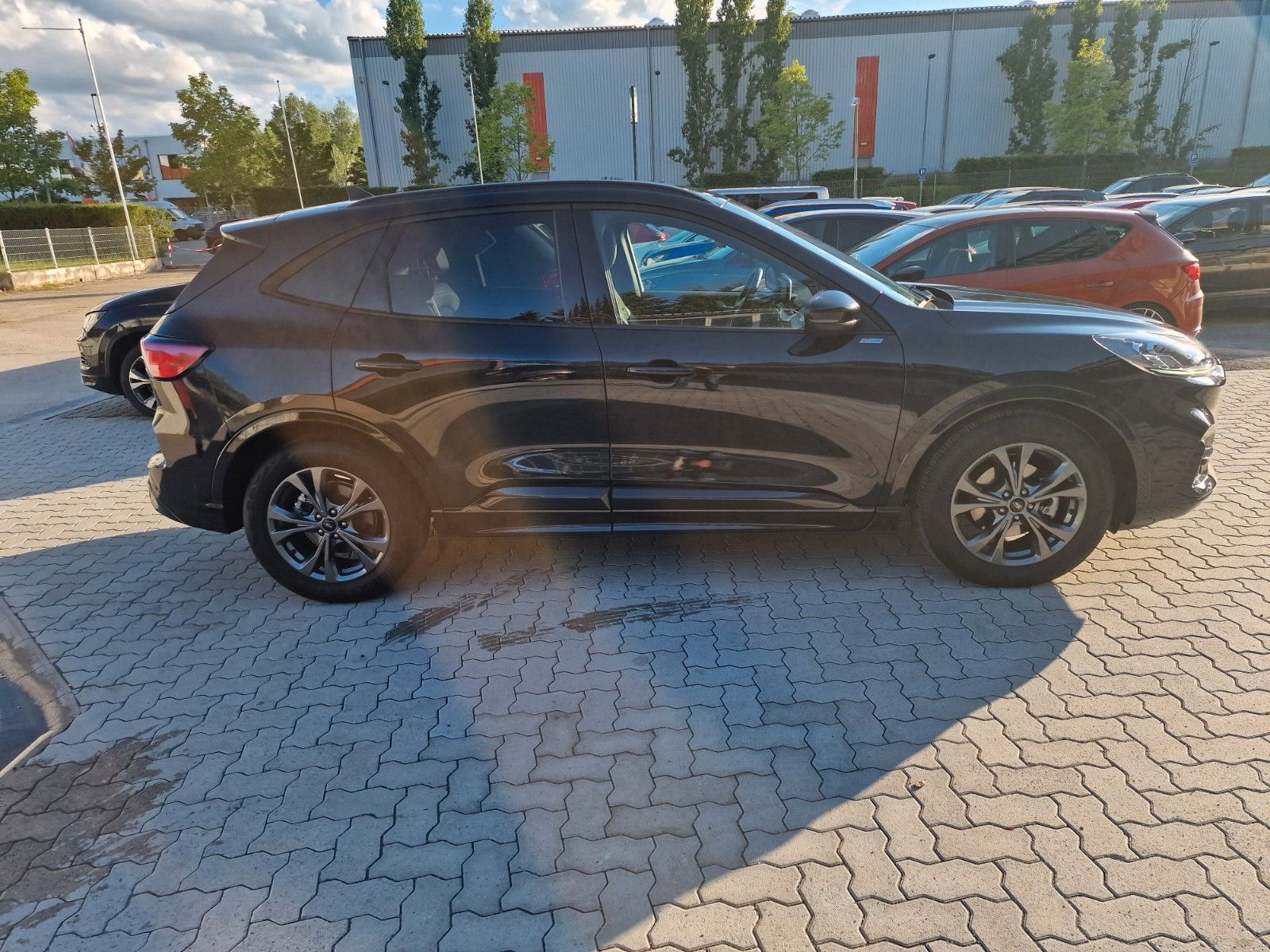 Ford Kuga Hybrid ST-Line X , Automatik, Kamera,  Navi imagem 3