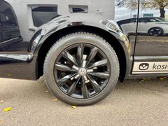 Kosi Busse Ostbayerns größter VW Bus und VW Bus Camping Experte. Ihr VW Bus Händler, VW Bus Camper Ausbau / Umbau und Fahrzeugservice in unserer Bulli Werkstatt Fahrzeugabbildung Volkswagen T6 Kosi California DSG 4Motion - UNIKAT!