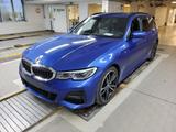 BMW 330i TOURING xDRIVE M SPORT/SHADOW/LSR/HiFi/LIVE - BMW 330 in Hagen