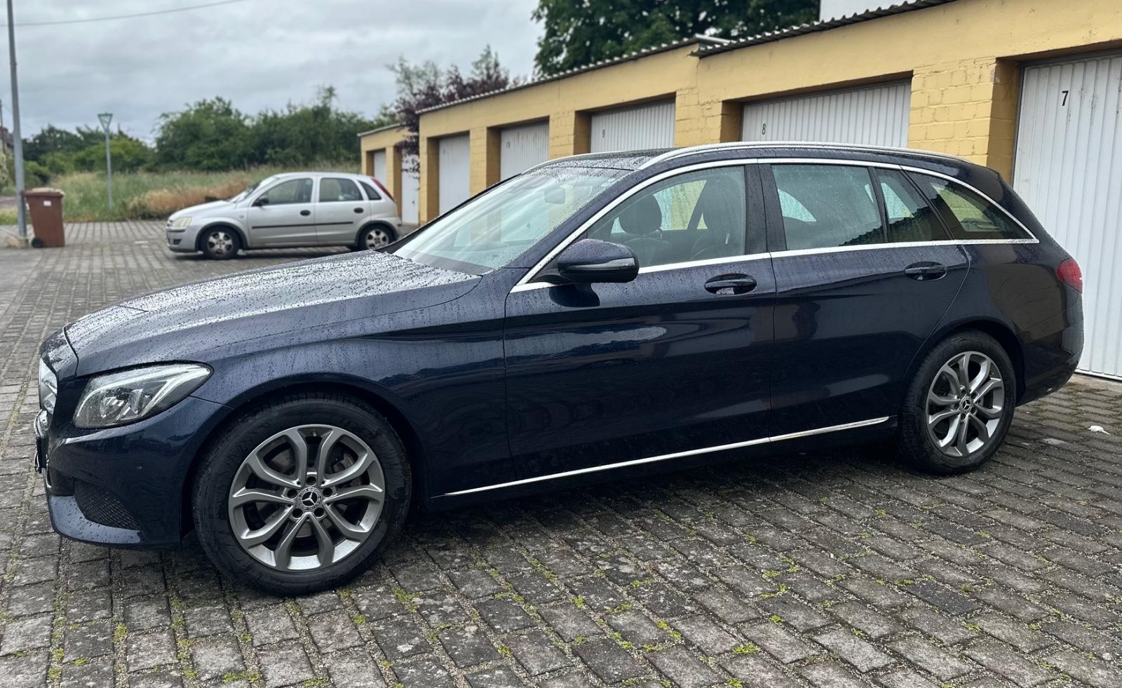 Mercedes-Benz C 220 C T-Modell C 220 d T 4Matic