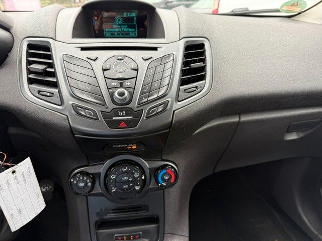 Fahrzeugabbildung Ford Fiesta Trend --Klima +Sitzhzg.--