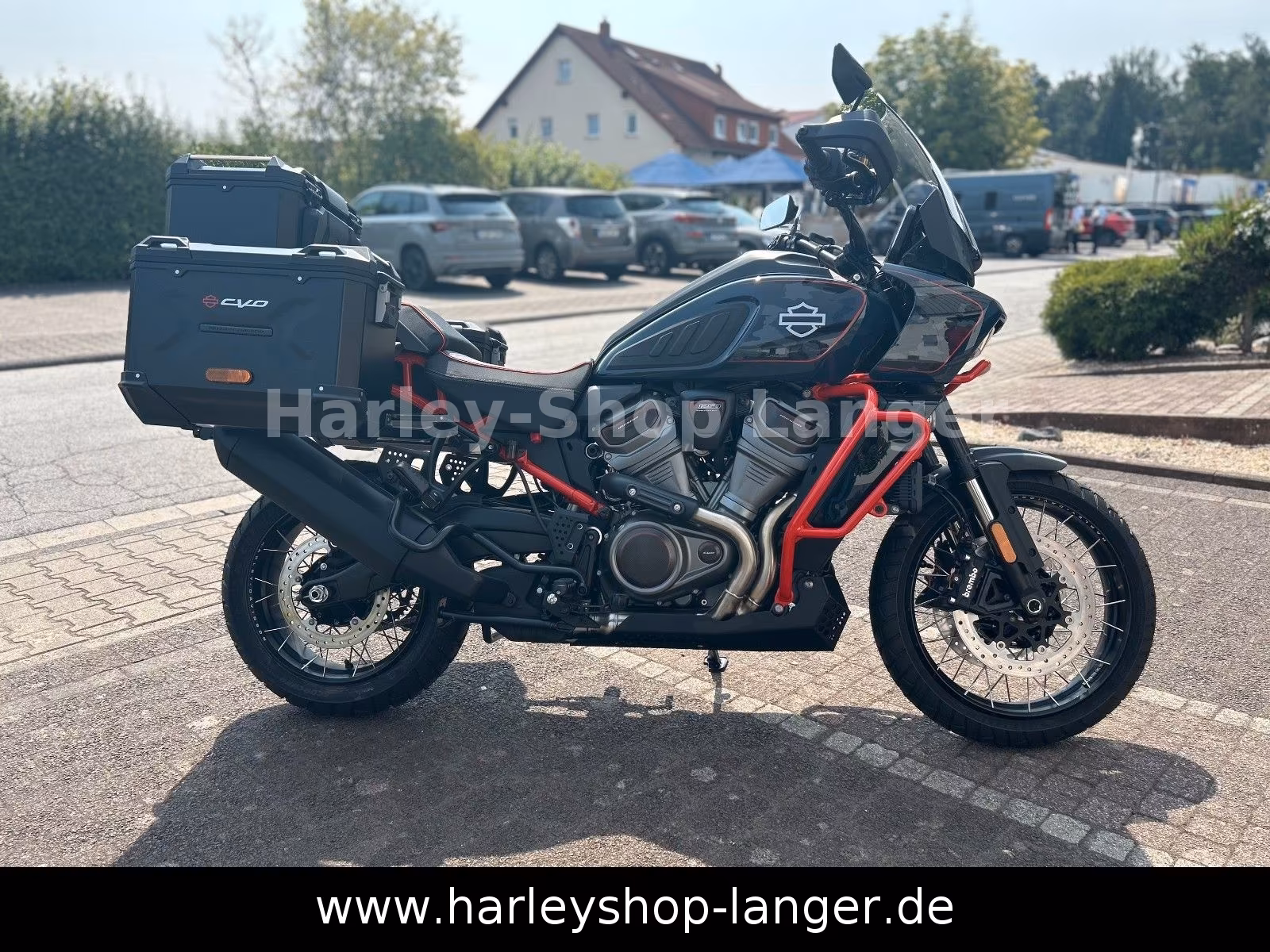 Harley-Davidson RA1250SE Pan America CVO 2025 Carbon Blue