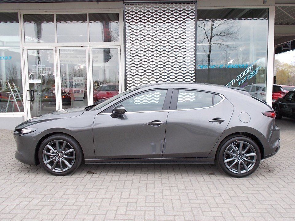 Fahrzeugabbildung Mazda 3 FB 2025 M-Hybrid Centre-Line G-140 NAVI ACAA S