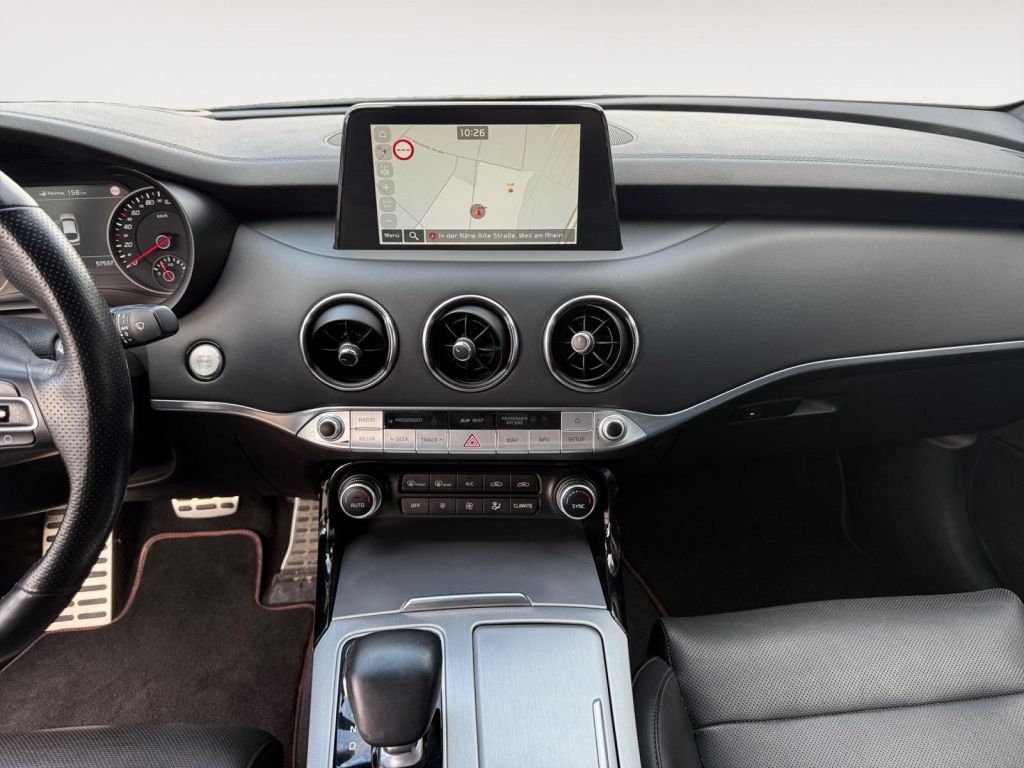 Fahrzeugabbildung Kia Stinger 3.3 T-GDI AWD OPF GT