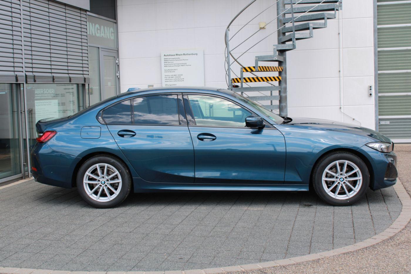 BMW 318i Limousine Navi LED ACC Kamera DAB Ambiente