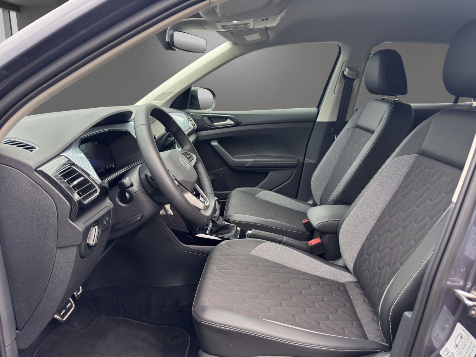 Volkswagen T-Cross - Bild 9