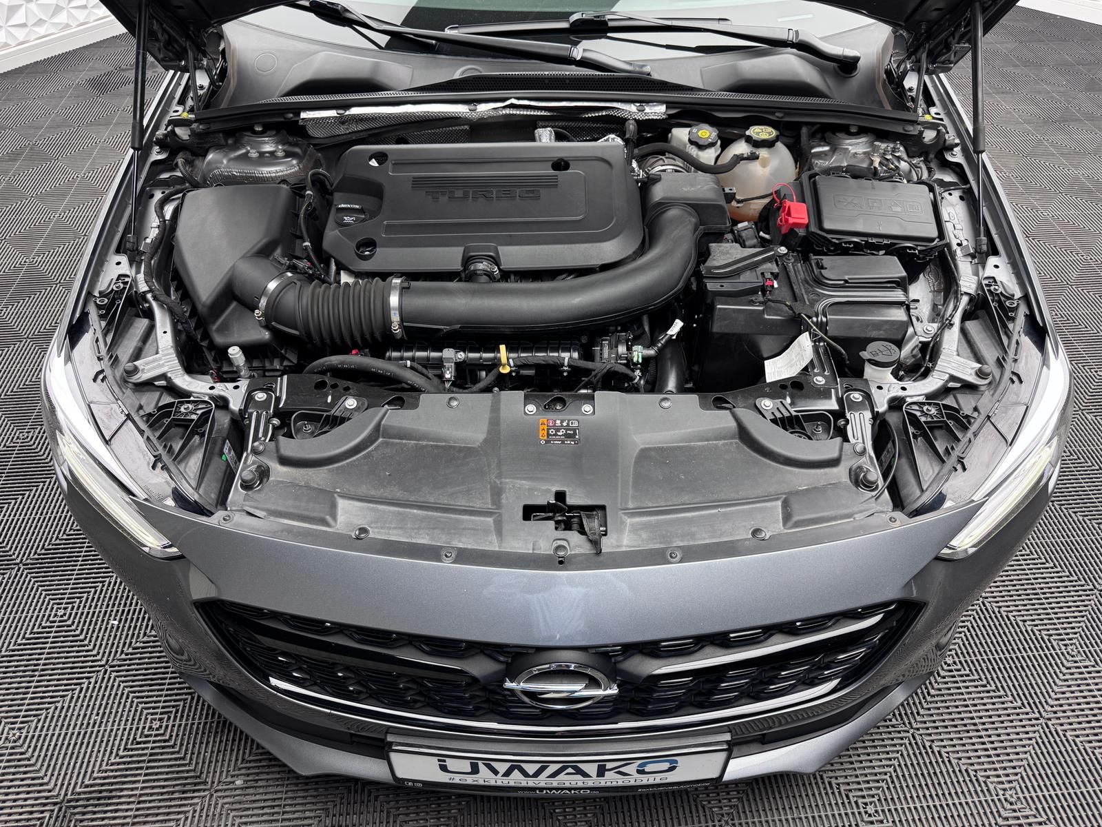 Fahrzeugabbildung Opel 2.0 TURBO GSI 4x4 OPC/ACC/BOSE/KEYL/HUD/MASSAGE