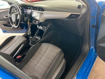Fotografie des Opel Corsa F Edition Multimedia Sitzheizung PDC
