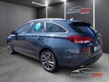 Hyundai i30 cw Trend 1.5 T-GDI DCT Navi LED PDC vo+hi Si - Hyundai i30: Blau, Cw