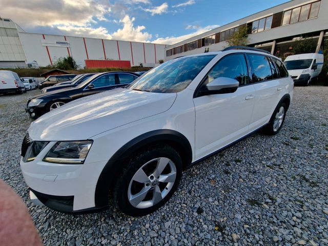 Skoda Octavia Combi Scout 4x4 2,0 TDI/Xen/Nav/Pano/Aut