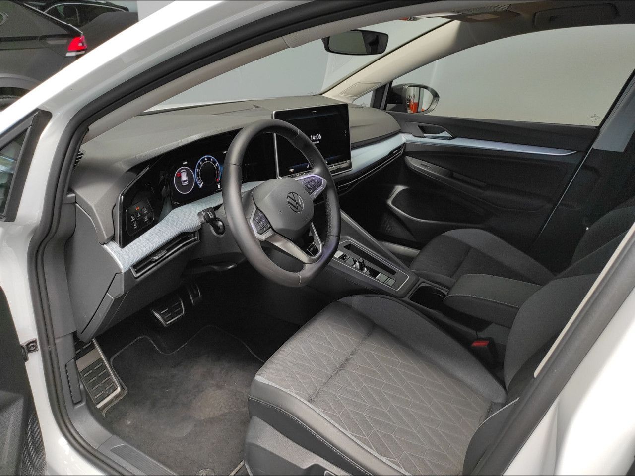 Volkswagen Golf 8 Variant GOAL 1.5 eTSI DSG AHK foto 5