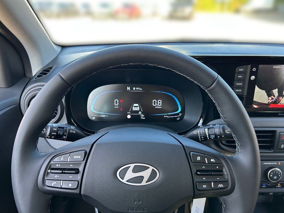 Fahrzeugabbildung Hyundai i10 (MY25) 1.0 5-AMT TREND NAV+KLIMA+CARPLAY+SHZ