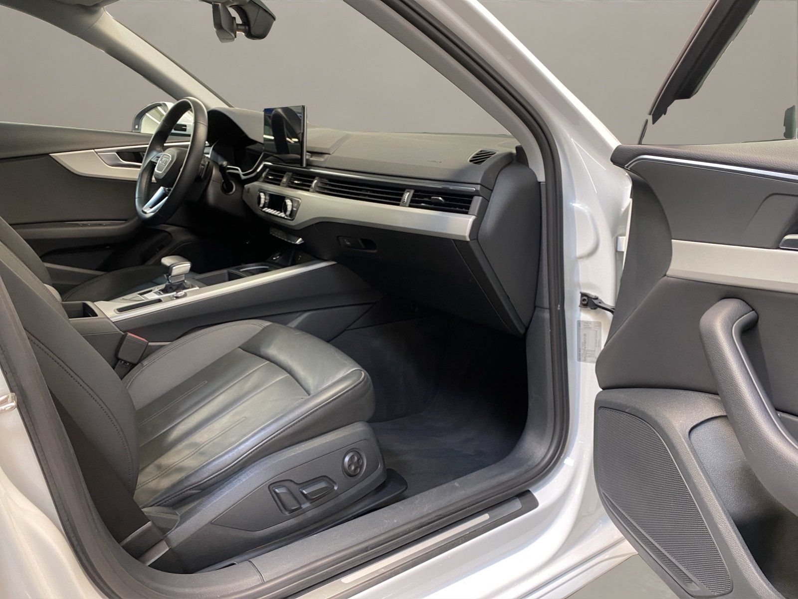 Audi A4 - Bild 18