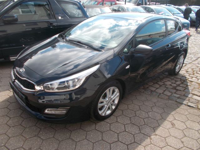 Kia cee'd / Ceed Coupe