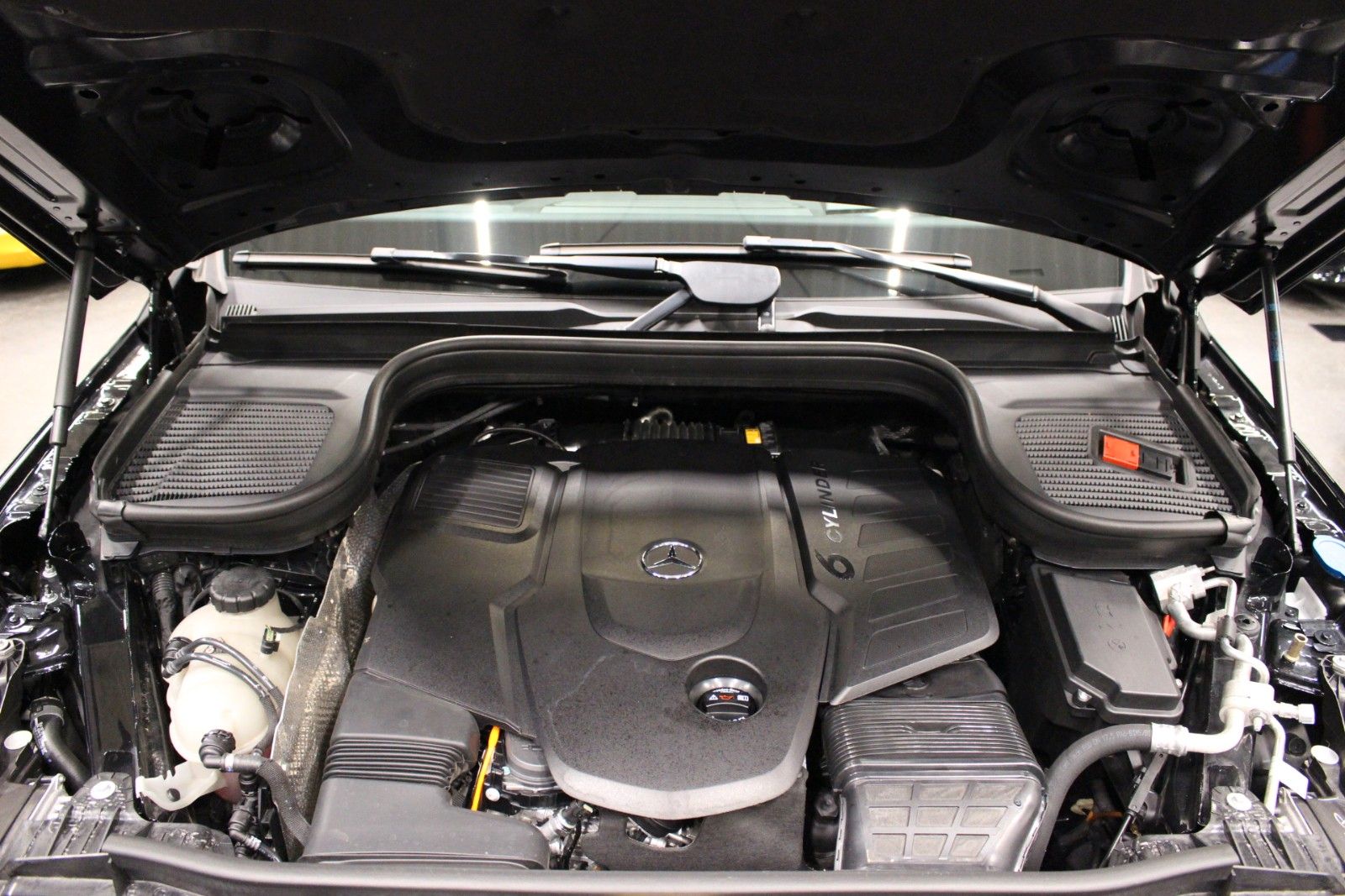 Fahrzeugabbildung Mercedes-Benz GLE 450d AMG Line Burmester+Pano+HeadUp+NightPkt