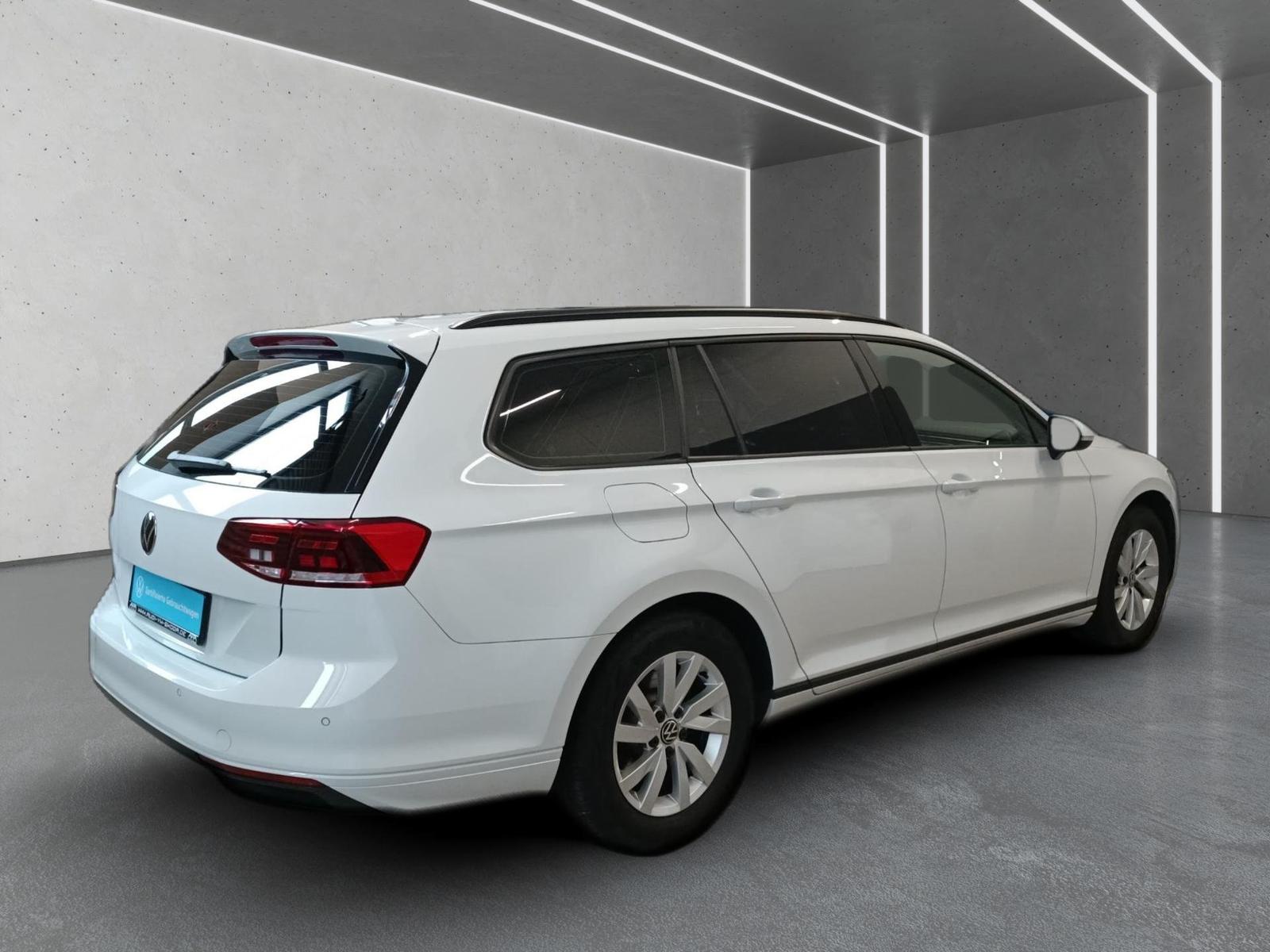Volkswagen Passat Variant 2.0 TDI DSG AHK*Navi*RFK*GRA*SHZ