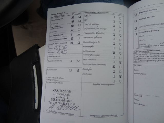 Fahrzeugabbildung Volkswagen Polo V Team/1.Hd/Klima/SitzH/PDC/84.000km/