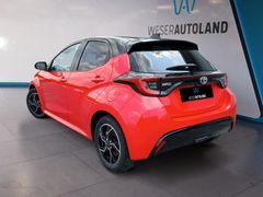 Fahrzeugabbildung Toyota Yaris 1.5 HYB Premiere Ed. LED HUD NAVI RELAX