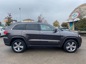 Jeep Grand Cherokee - 6