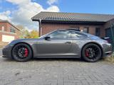 Porsche GTS 911 (991.2) Sportresponse, F1 Center-Lock - graue Porsche 992