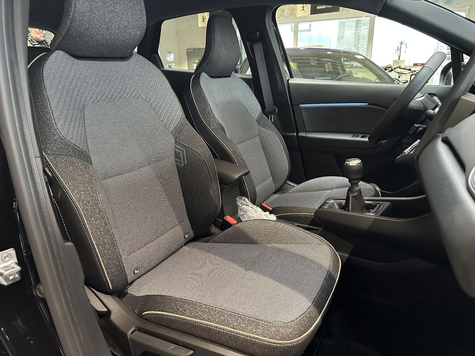 Renault Captur Techno TCe 90PS, миниатюра 23