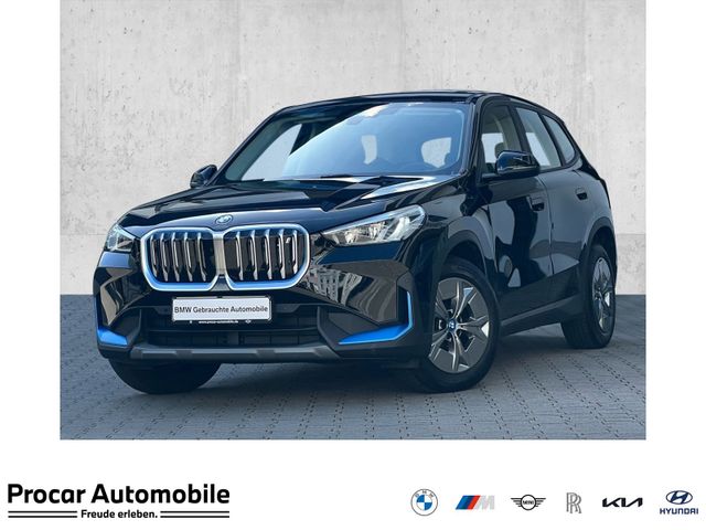 BMW iX1 xDrive30 LED PA RFK Navi Standh. Widscreen