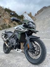 Triumph Tiger 1200 XCA Matt Khaki Green Kurven ABS Sitzh - TRIUMPH TIGER XCA